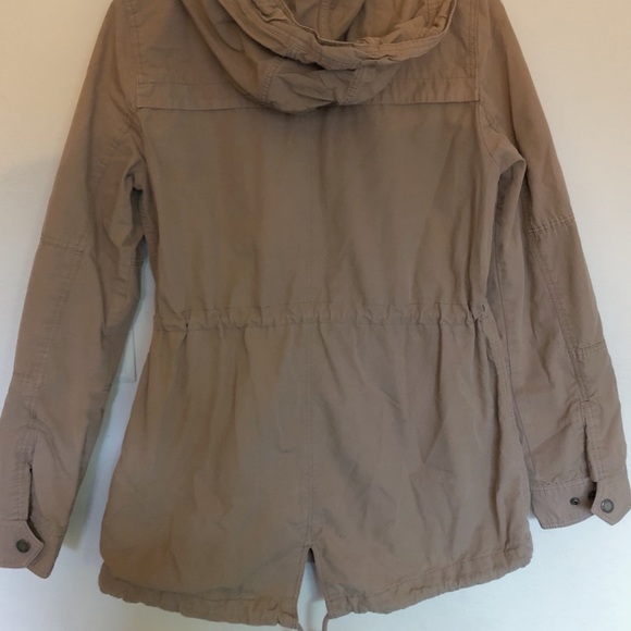 Mustard-brown Overcoat - Picture 2 of 2